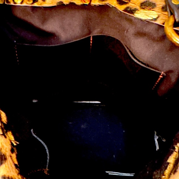 Wild Goose Cowhide Hobo - Picture 6 of 6